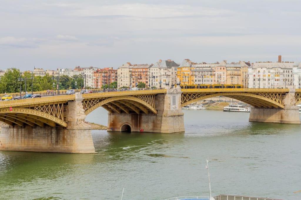 Best View * Budapesta