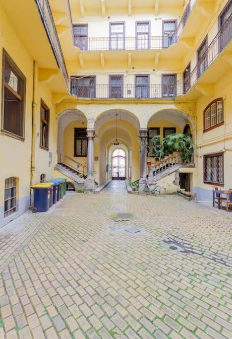 Best View Apartment